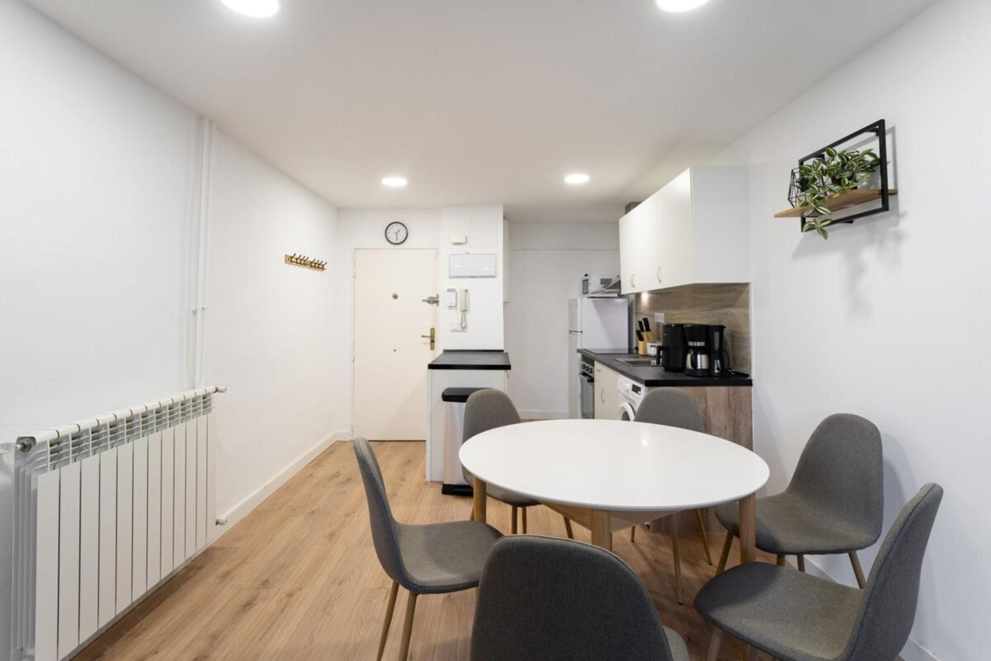 Moderncozy Near Barajas * Madrid